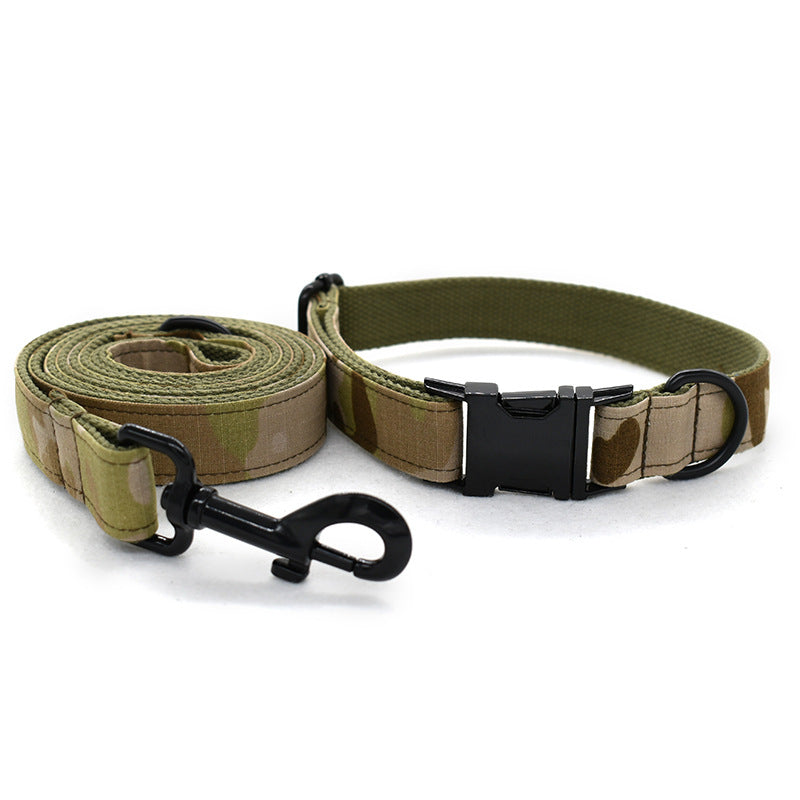Camouflage Print Leash and Collar Set, for dogs.
