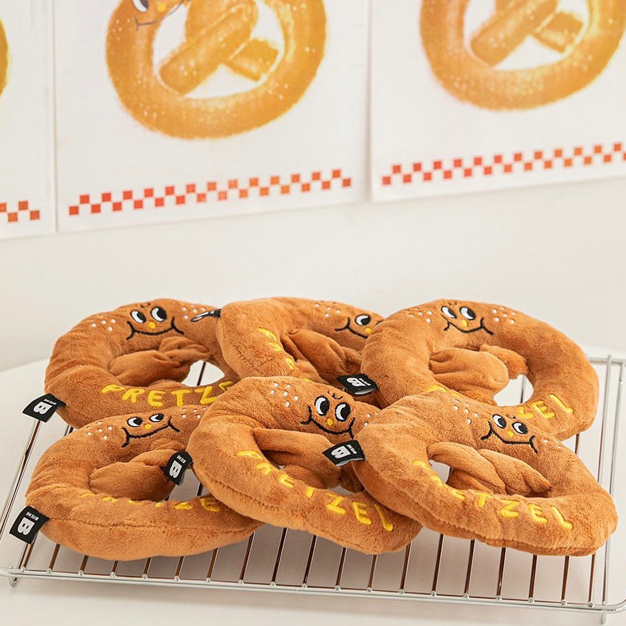 Bread and Doughnut Shaped Sniffing Sound Toy, for dogs.