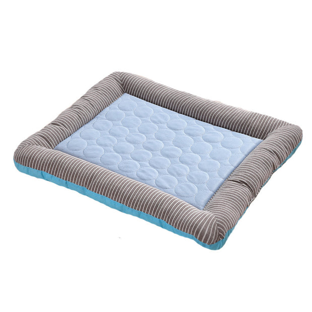 Ice Silk Cooling Pad for Dogs & Cats – Summer Heat Relief Mat – packaging