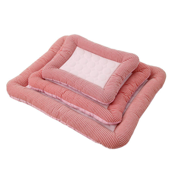 Ice Silk Cooling Pad for Dogs & Cats – Summer Heat Relief Mat – in use