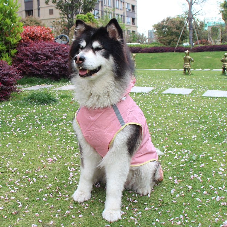 Reflective Cloak Raincoat with Hood for Big Dogs, for dogs.
