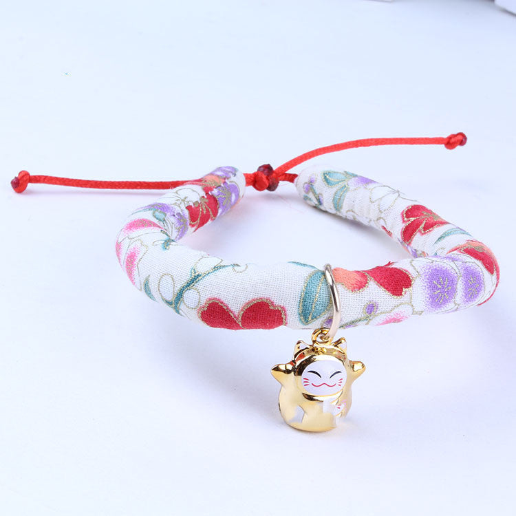 Adjustable Japanese-Style Collar, for dogs and cats.