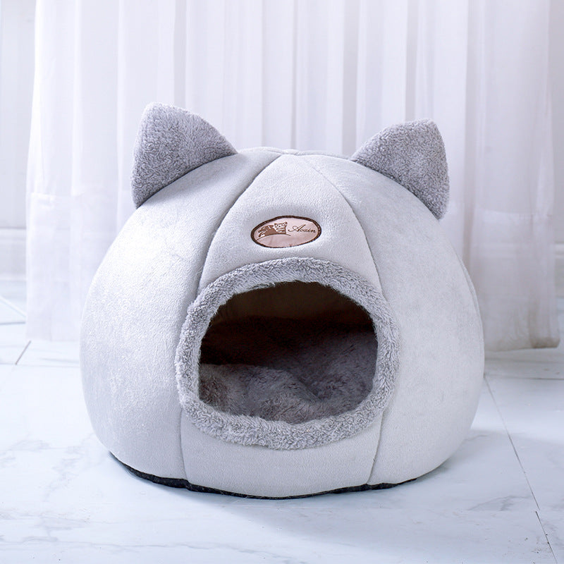 Fully Enclosed Warm Nest, for dogs and cats.