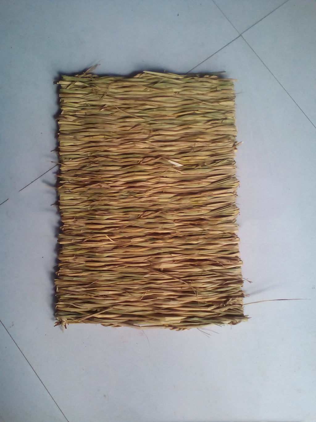 Natural Chew-Resistant Woven Straw Mat for Pets
