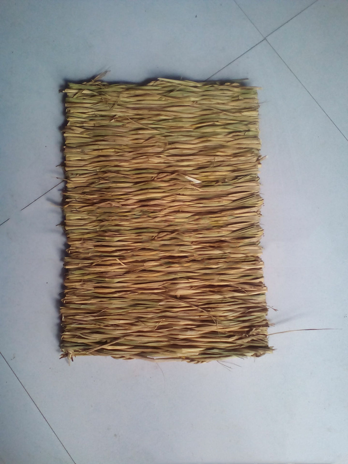 Natural Chew-Resistant Woven Straw Mat for Pets