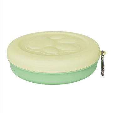 Portable Pet Food & Water Bowl – Outdoor Travel Snack Box – lifestyle photo