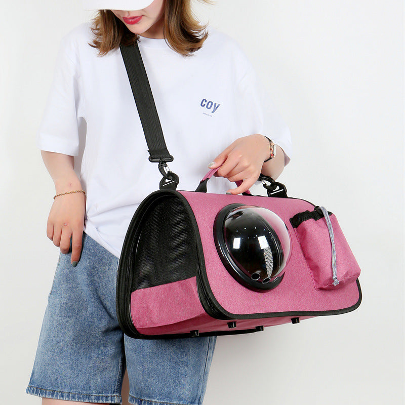 Crossbody Cat Carrier Bag for Outdoor Day Trips, for cats.