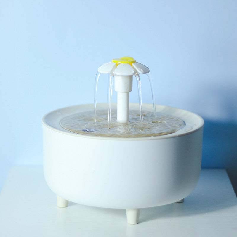 Automatic Cat Water Fountain with Filtered Circulation, for cats.