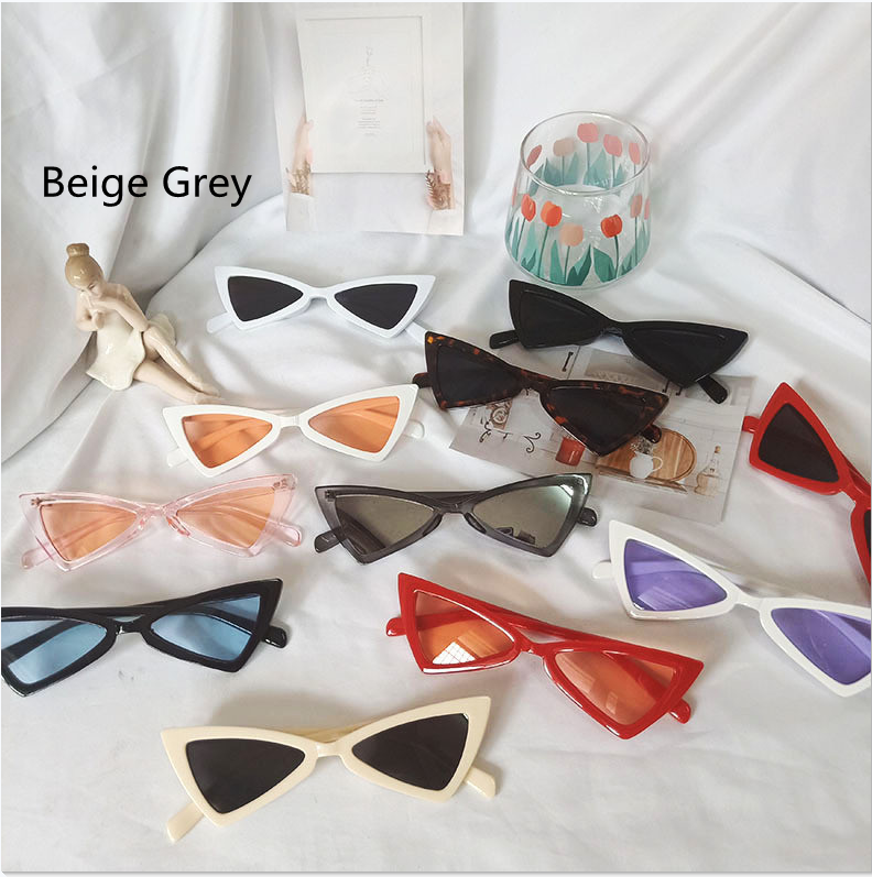 Novelty Sunglasses for Medium and Large Dog Breeds, for dogs.
