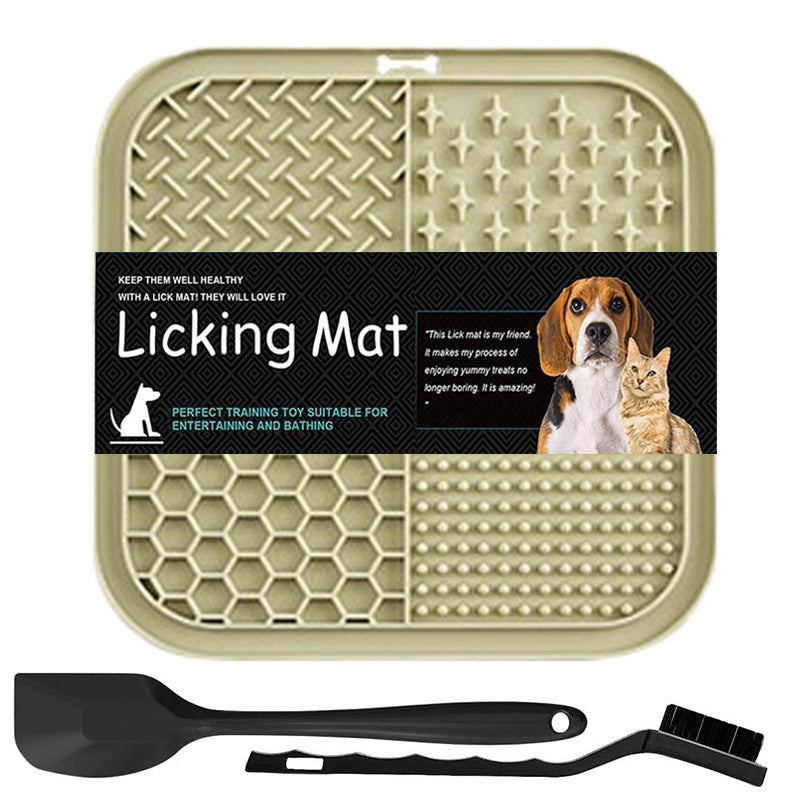 Suction Cup Slow Feeder Licking Mat, for dogs and cats.