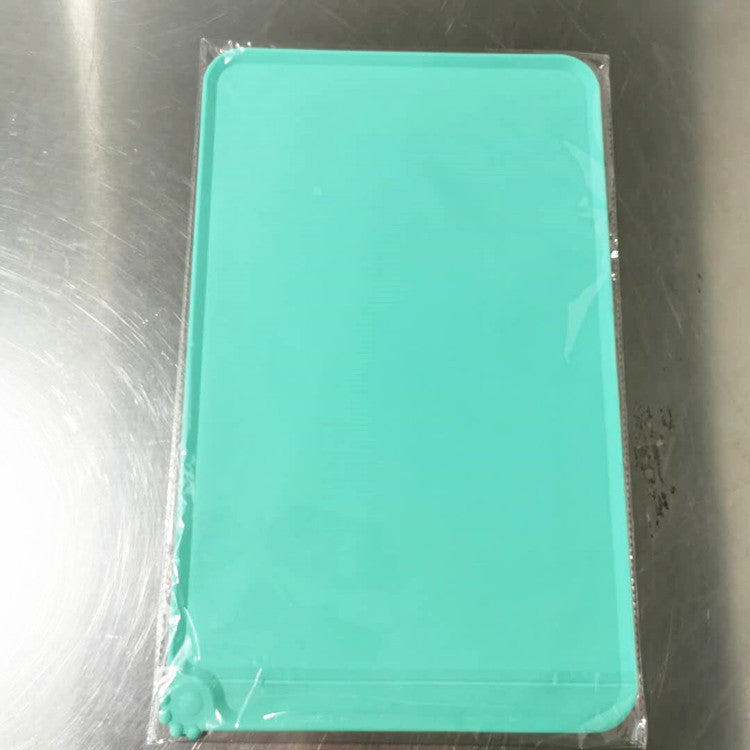 Silicone Car Placemat, for dogs and cats.
