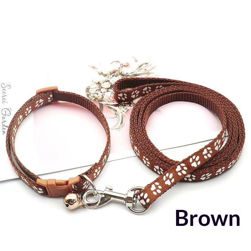 Lightweight Nylon Leash, for dogs and cats.