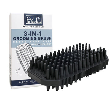 Dual-Use Pet Bath Massage Comb for Dogs with Hair Removal – lifestyle photo