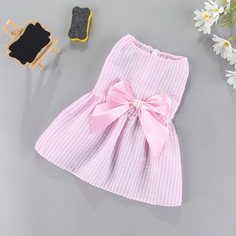 Bow-Accent Skirt, for dogs and cats.