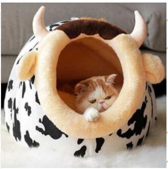 Suede-Covered Enclosed Cat House Bed, Compact Size S, for cats.