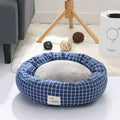 Round Tart-Shaped Fabric Pet Nest for Cozy Warmth, for dogs and cats.