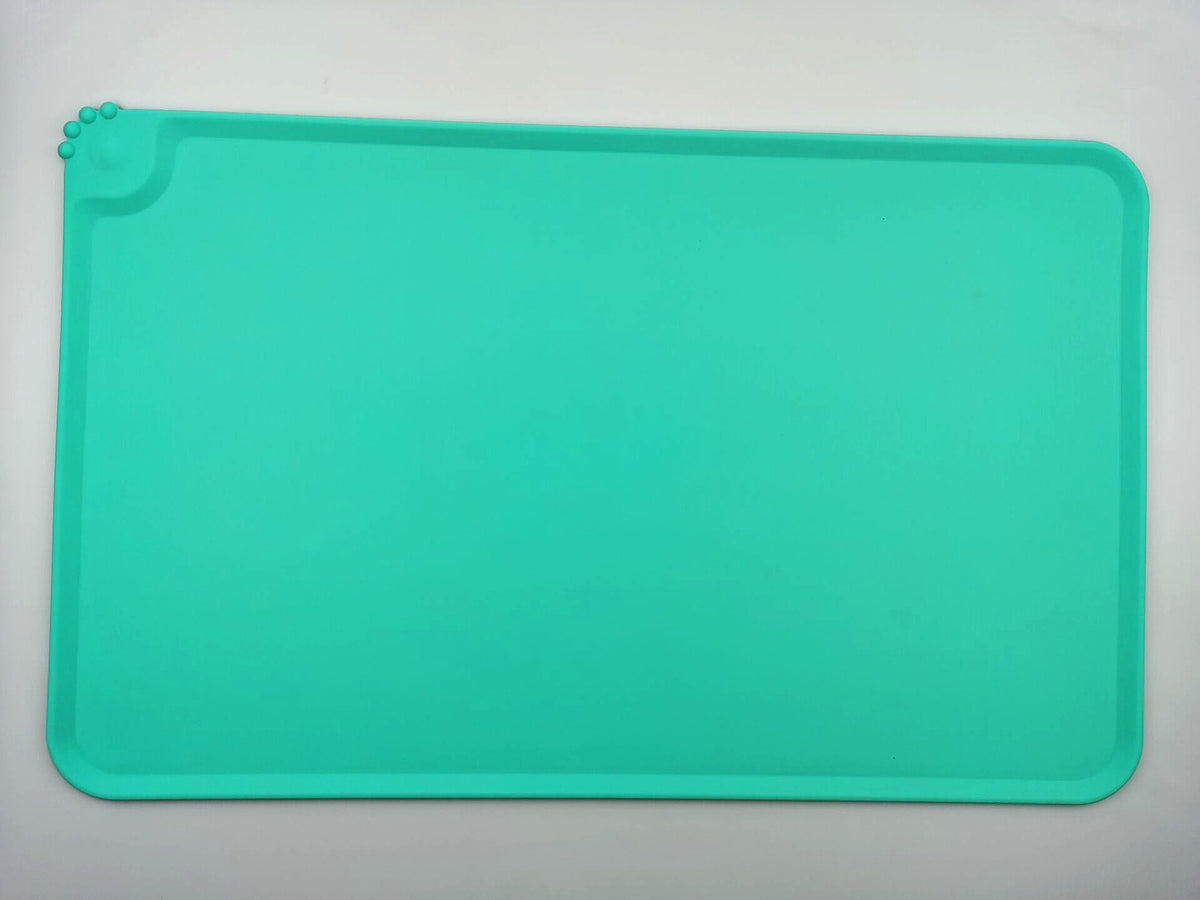 Silicone Paw-Print Placemat, for dogs and cats.