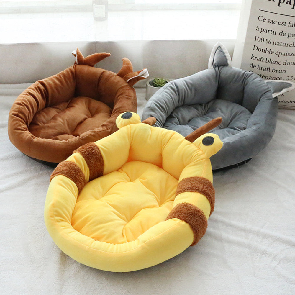High-Backrest Cushioned Bed Pad, for dogs and cats.