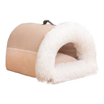 Portable Warm Pet Nest – Moisture-Proof Plush Bed for Cats & Dogs – in use