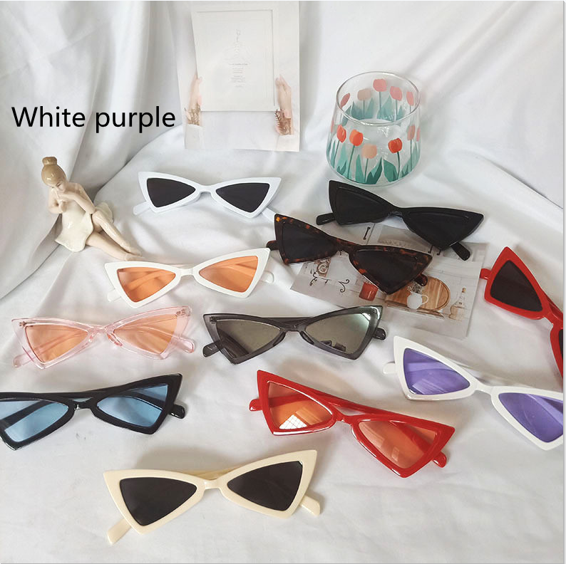 Novelty Sunglasses for Medium and Large Dog Breeds, for dogs.