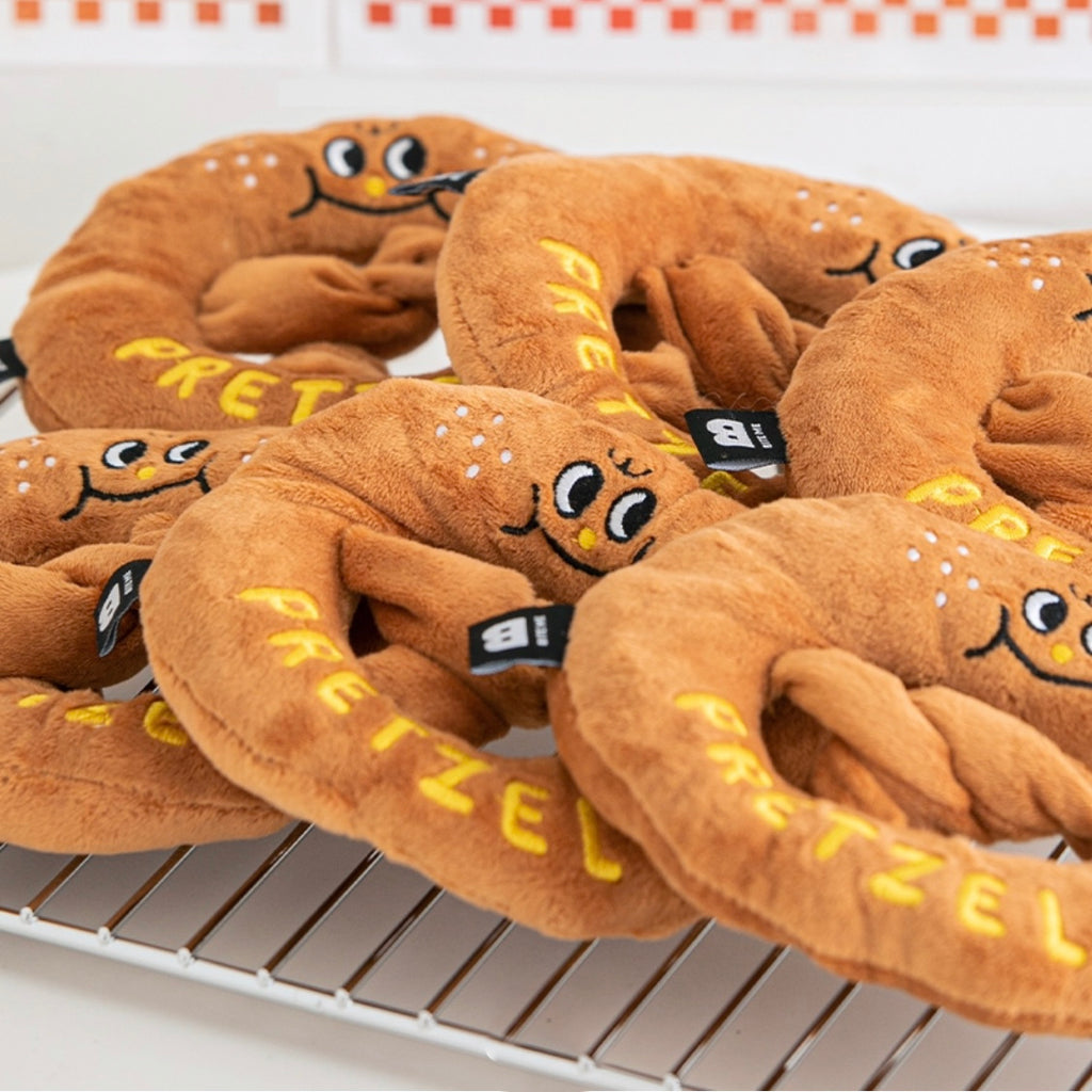 Bread and Doughnut Shaped Sniffing Sound Toy, for dogs.