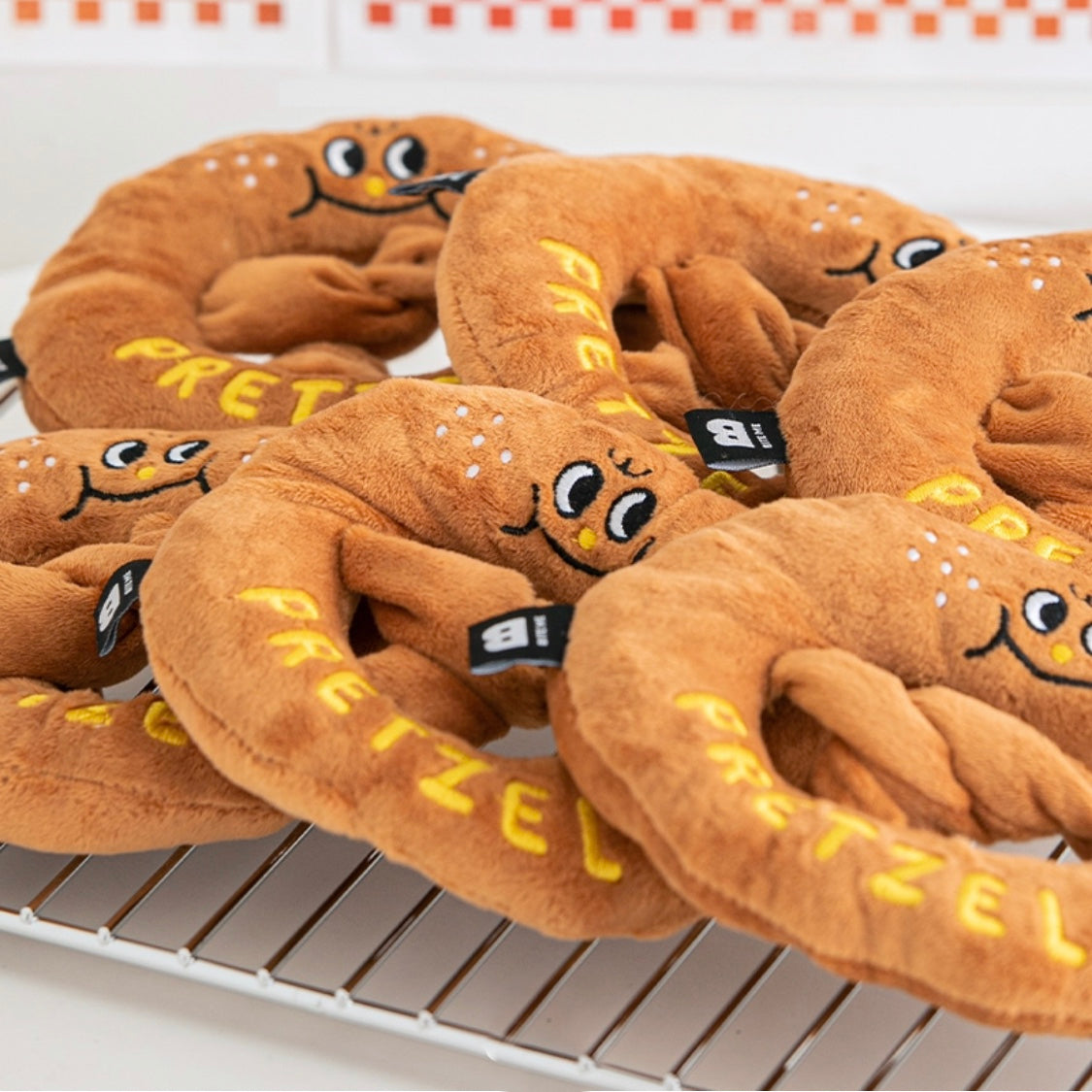 Bread and Doughnut Shaped Sniffing Sound Toy, for dogs.