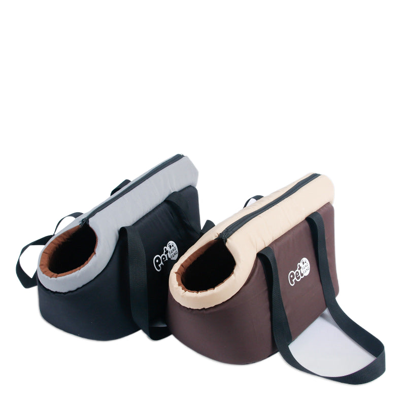 Portable Oxford Cloth Winter Bag, for dogs.