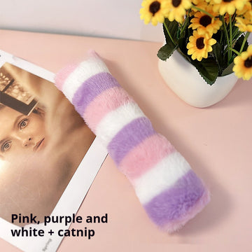 Plush Catnip Pillow Toy – Crinkle Sound Cat Kicker – in use