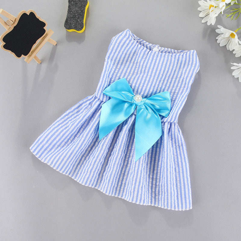 Bow-Accent Skirt, for dogs and cats.
