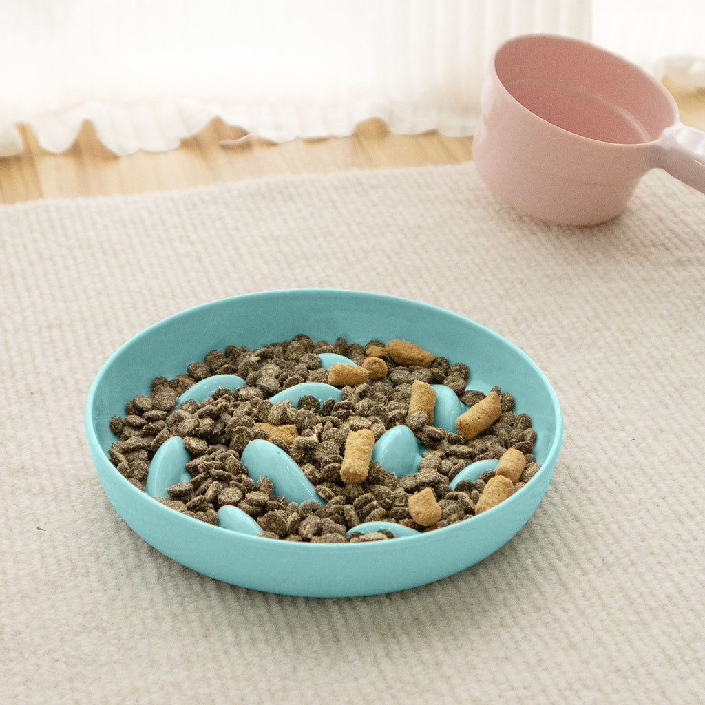 Goldfish-Shaped Slow Feeder Bowl, for dogs and cats.