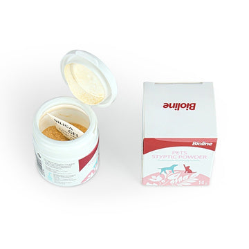 Hemostatic Styptic Powder – Nail Bleeding Stopper for Pets – in use