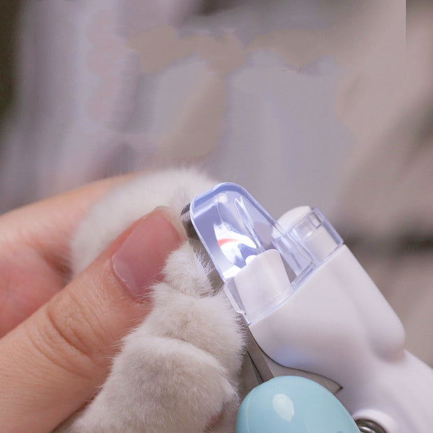 Cordless Pet Nail Grinder - LED Light for Safe Trimming – close-up