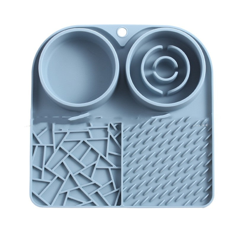 Silicone Slow Feeder Mat with Suction Cup Base, for cats.