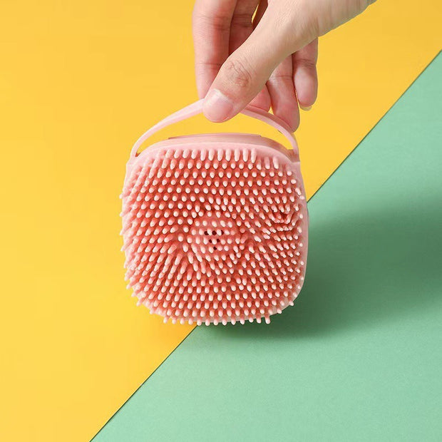Soft Foaming Bath Brush – Pet Massage Grooming Tool – lifestyle photo