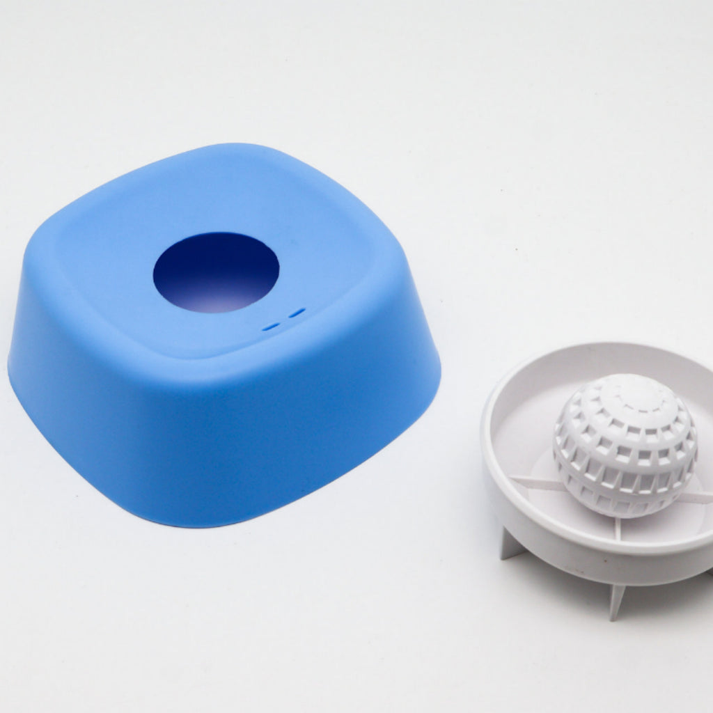 Spherical Slow-Feeding Non-Slip Bowl, for dogs.