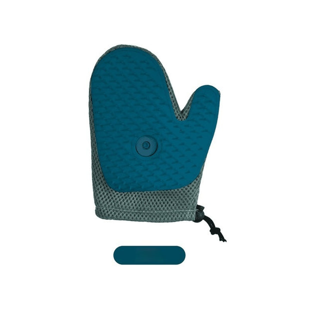 Anti-Static Pet Hair Gloves – Lint & Fluff Removal Spray Mitts – in use