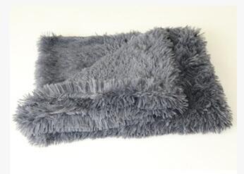 Washable Fleece Pet Blanket – Soft Plush Throw for Dogs & Cats – pet wearing
