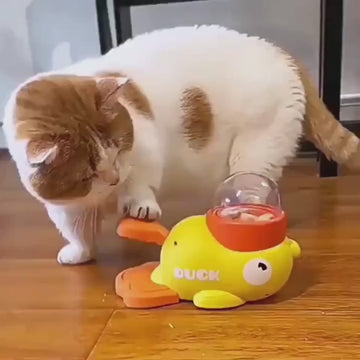 puppy rolling cartoon duck treat dispenser anti slip base puzzle training feeder demonstration